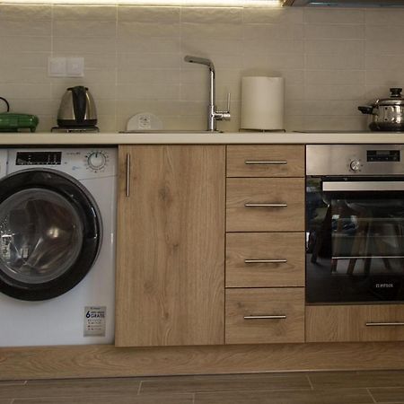 Wonderlust Apartment Close To Sea Α1 칼라마타 외부 사진