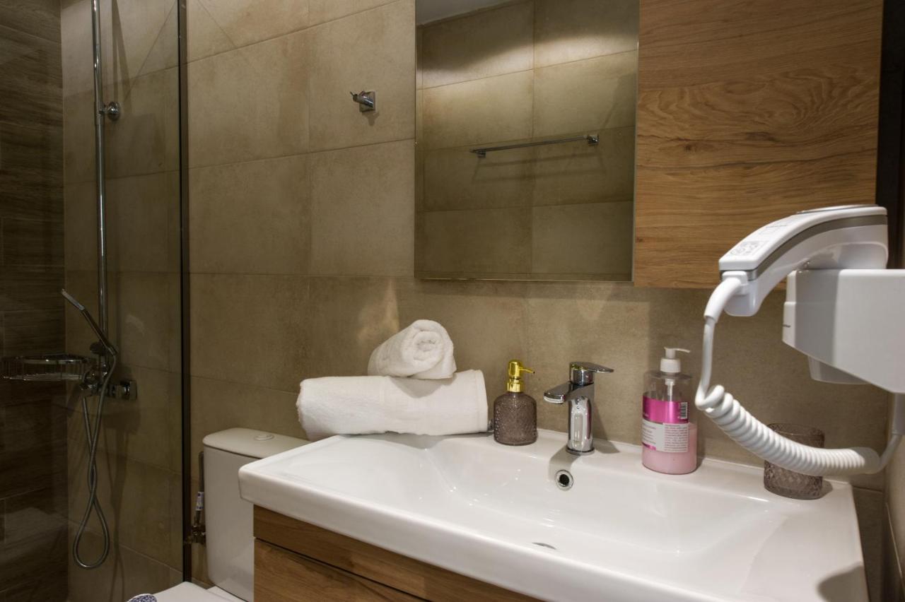Wonderlust Apartment Close To Sea Α1 칼라마타 외부 사진